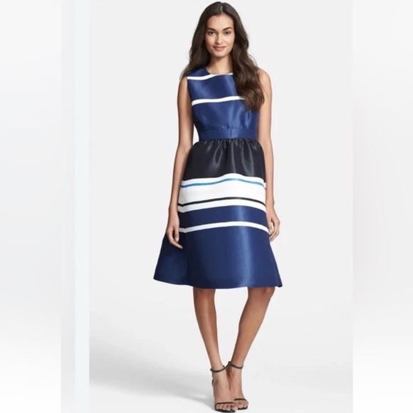 Kate Spade Holiday Stripe Fit & Flare Dress Navy White Black Size 2 - Picture 5 of 10